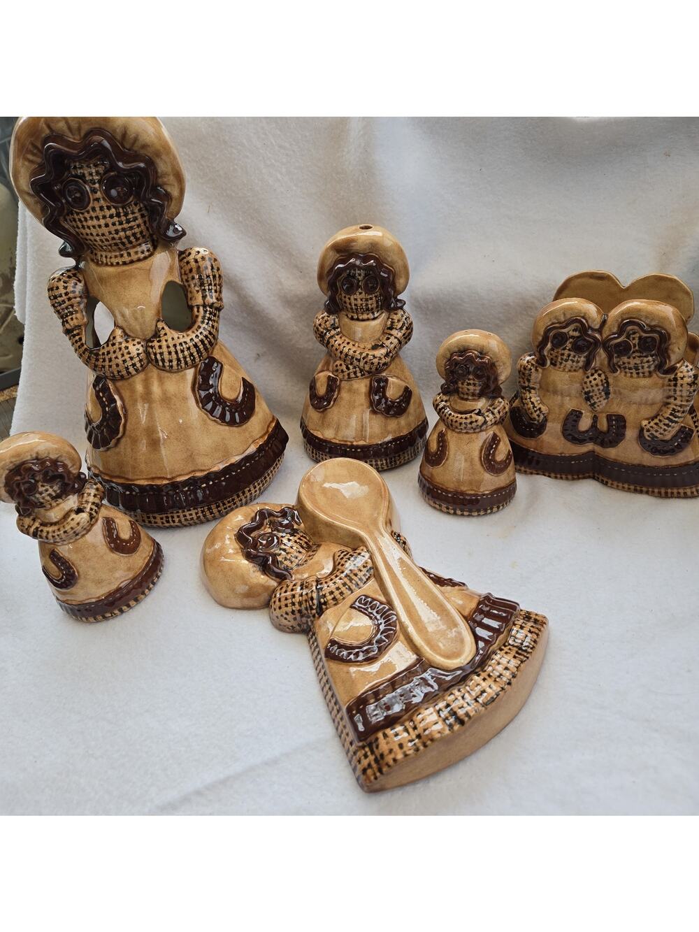 Sittre Ceramics Burlap Doll Utensil Holder, Salt/Pepper, Napkin Holder Spoonrest